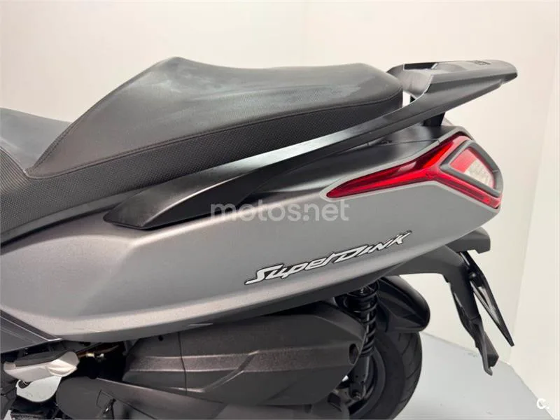 Kymco Super Dink 350 – Vista 16