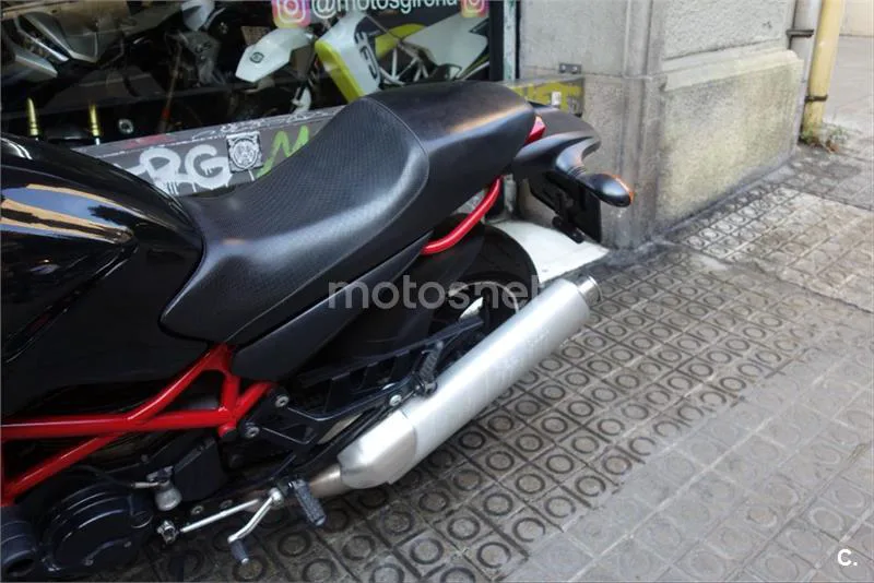 Ducati Monster 695 – Vista 11