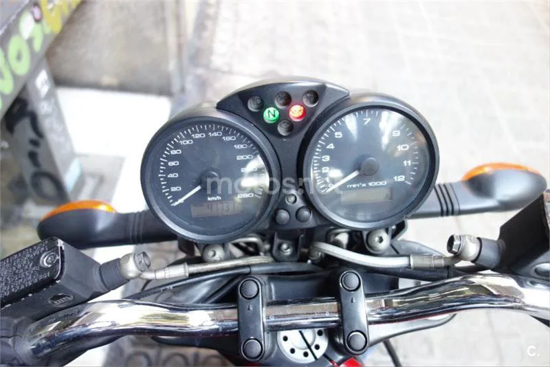 Ducati Monster 695 – Vista 7
