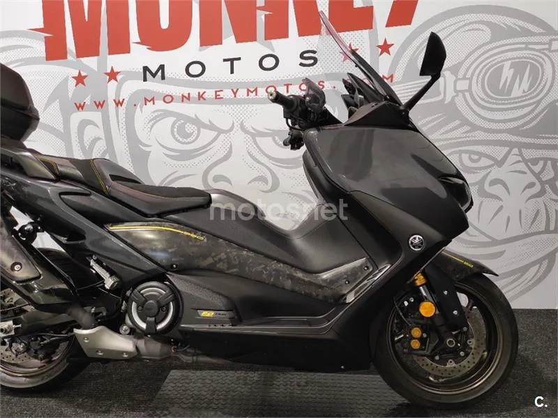 Yamaha TMAX 560 – Vista 4
