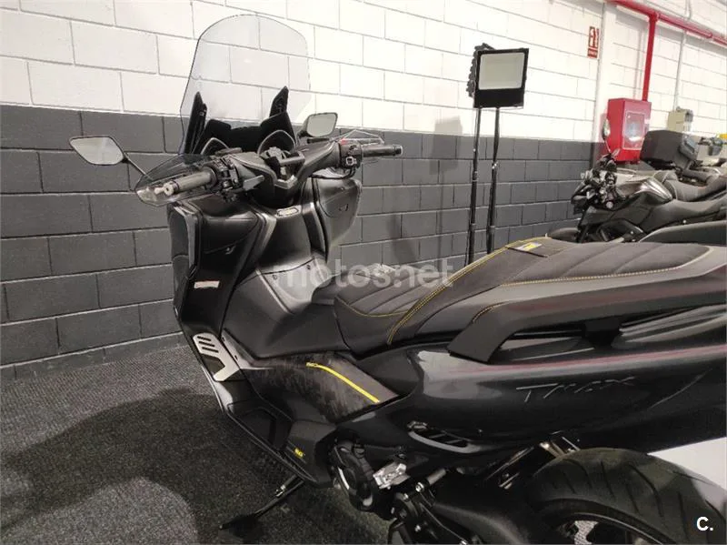 Yamaha TMAX 560 – Vista 5