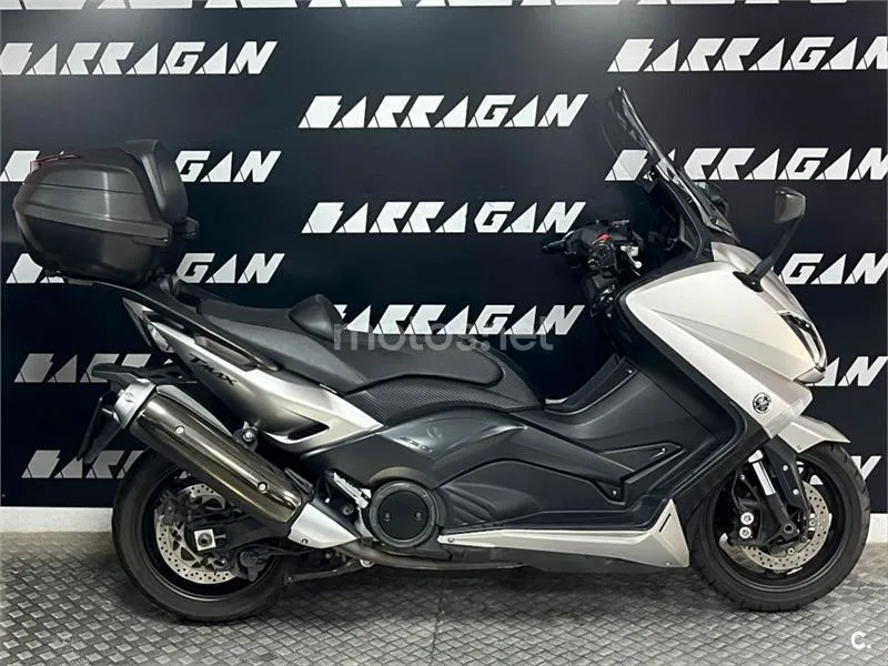 Yamaha TMAX 530 – Vista 4