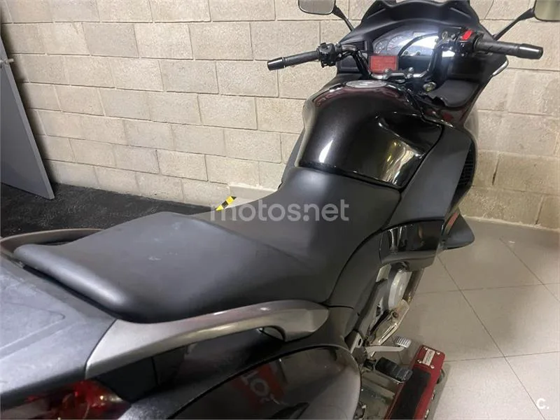 Honda NT 700 Deauville – Vista 6