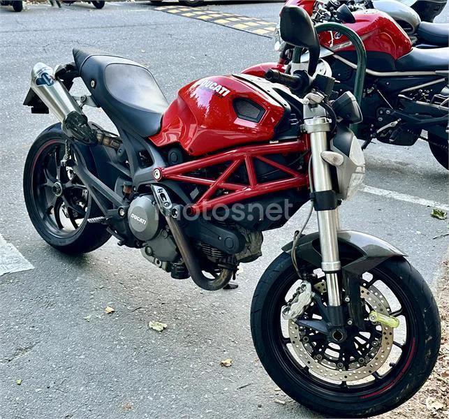Ducati Monster 796 4500 € 2011 Pontevedra - 1