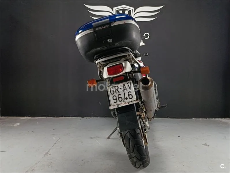 Honda XRV 750 Africa Twin – Vista 13