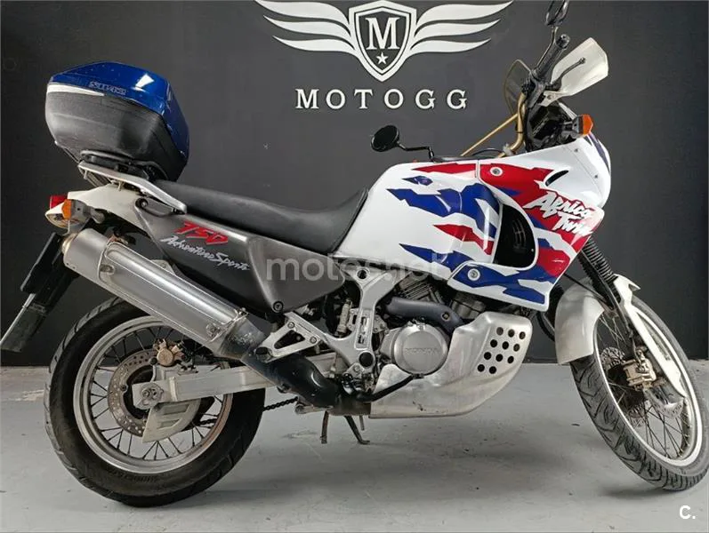 Honda XRV 750 Africa Twin – Vista 5