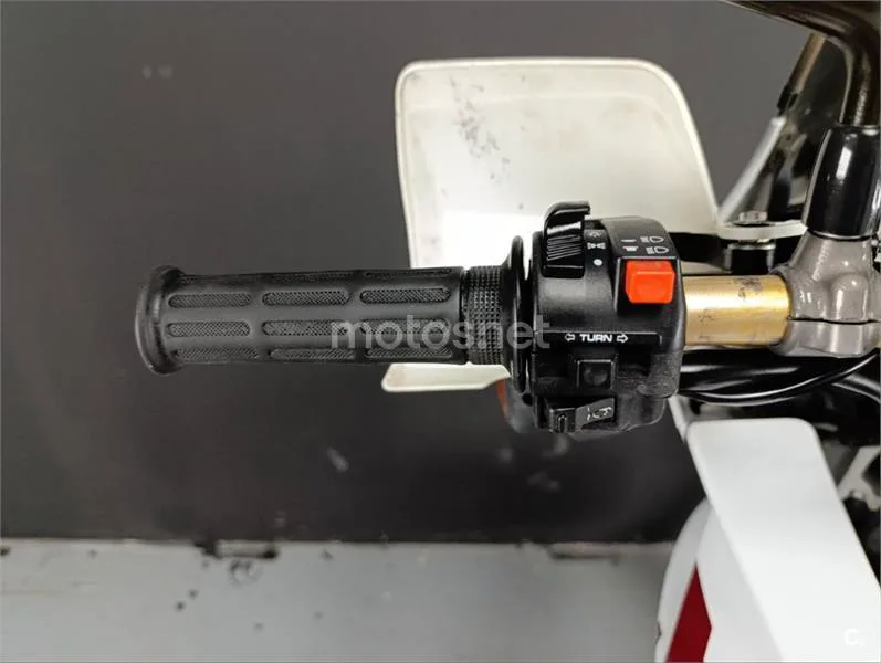 Honda XRV 750 Africa Twin – Vista 9