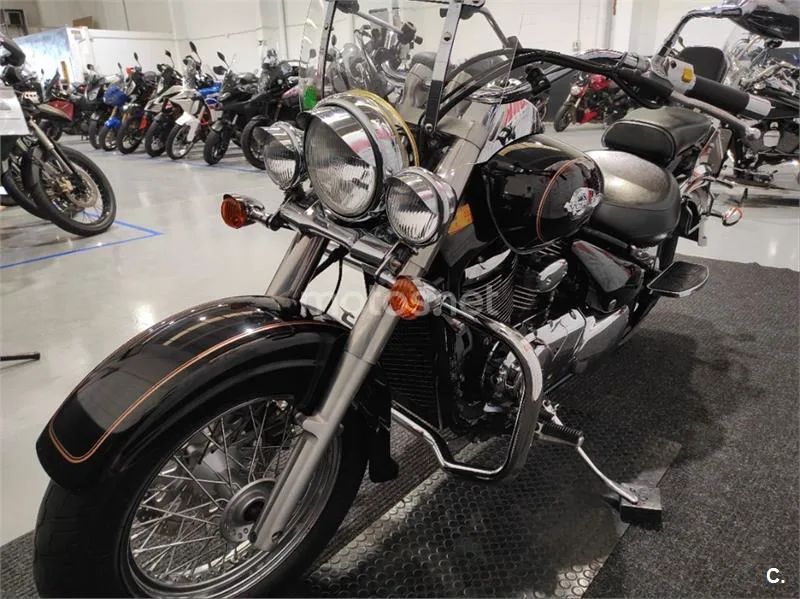 Suzuki VL 800 Intruder Volusia – Vista 5