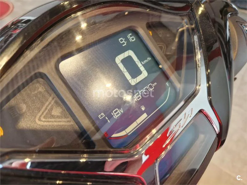 Honda SH 125i – Vista 5