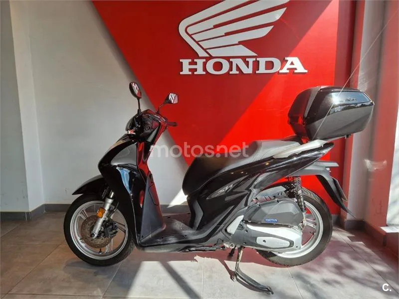 Honda SH 125i – Vista 8