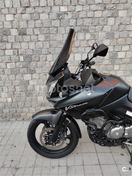 Suzuki V-Strom 650 – Vista 2