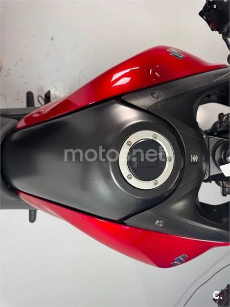 Suzuki V-Strom 650 XT – Vista 11