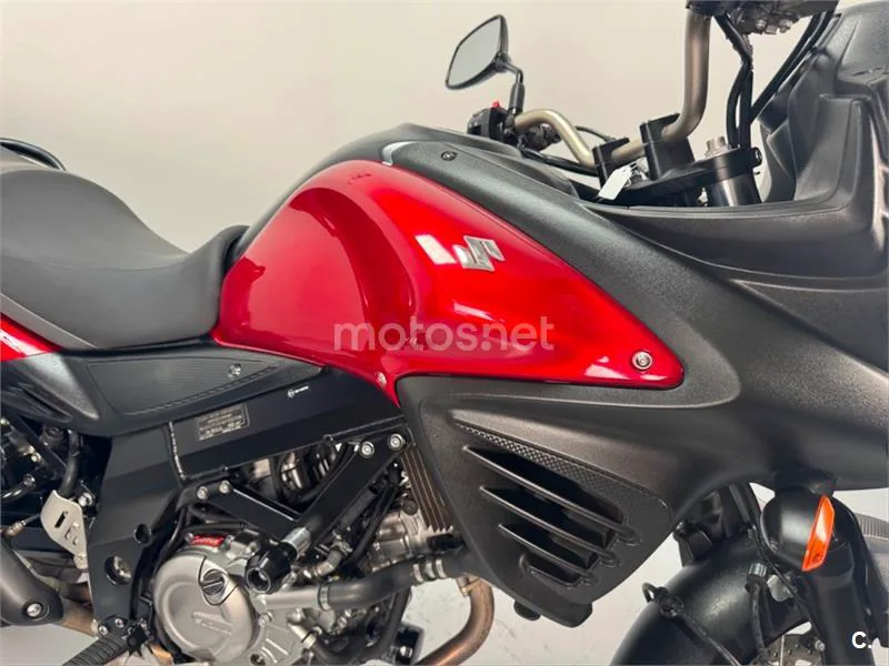 Suzuki V-Strom 650 XT – Vista 13