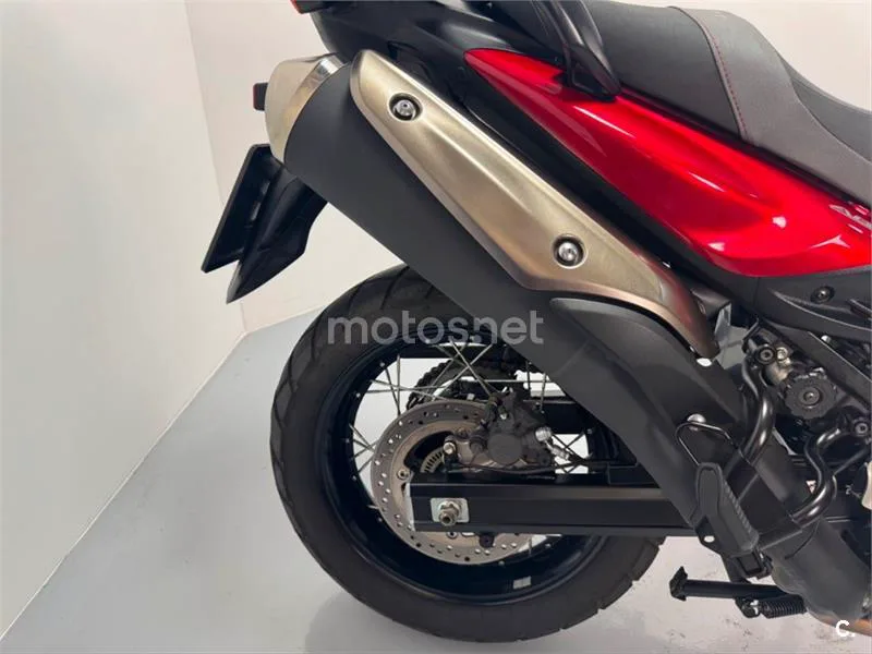 Suzuki V-Strom 650 XT – Vista 16