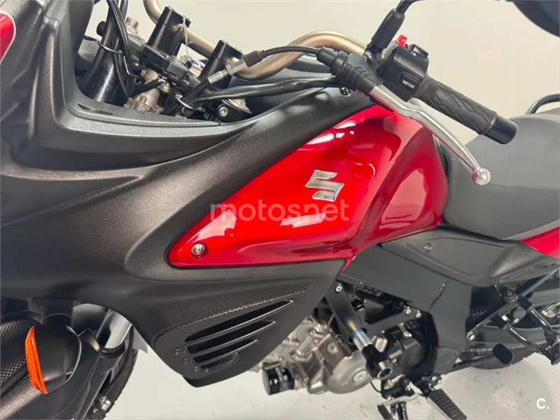 Suzuki V-Strom 650 XT – Vista 6