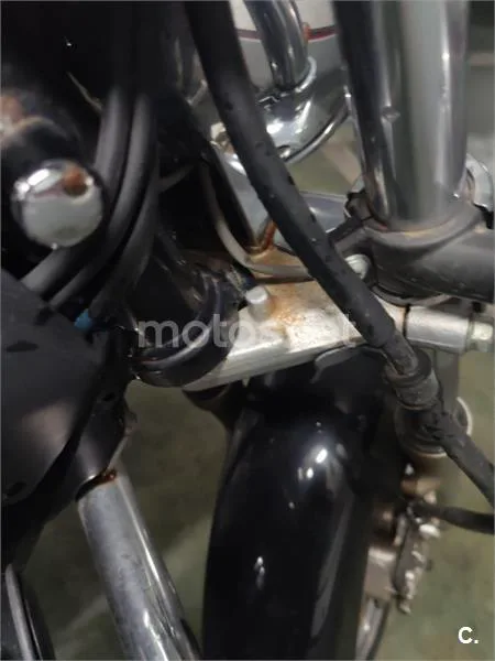 Suzuki Intruder 250 LC – Vista 5