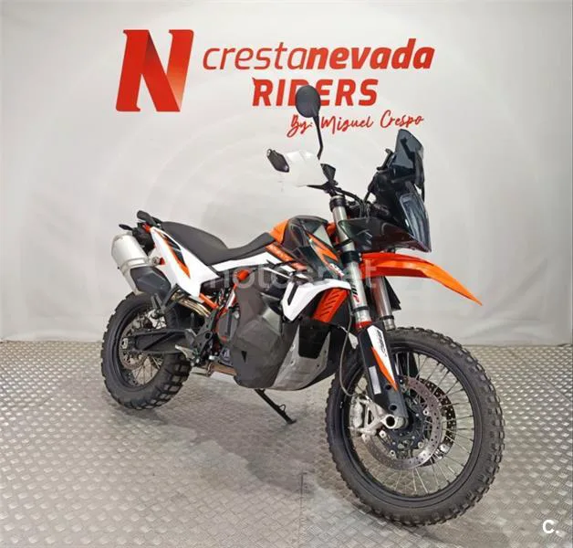 KTM 890 – Vista 5