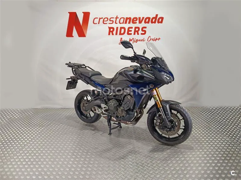 Yamaha MT-09 – Vista 12