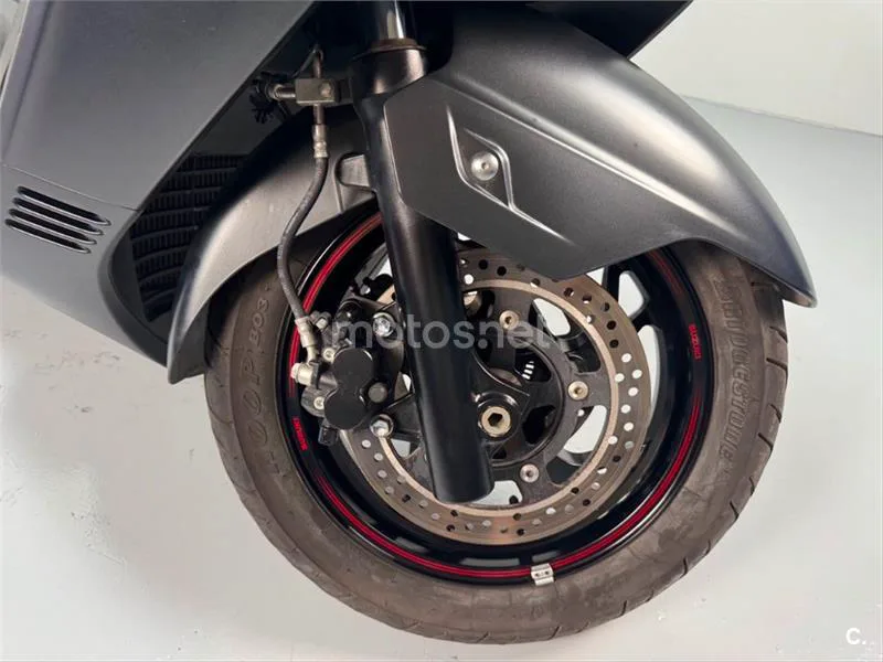 Suzuki Burgman 400 – Vista 13