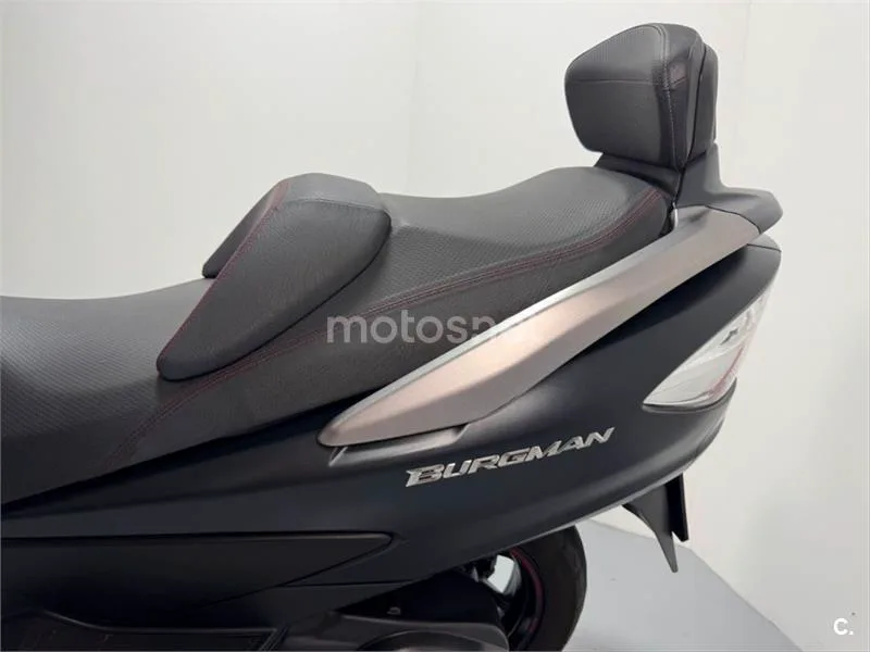 Suzuki Burgman 400 – Vista 7