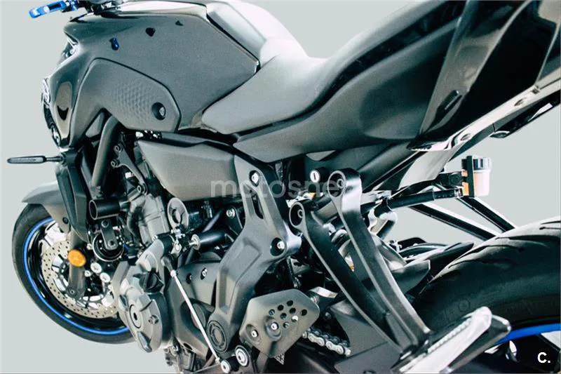 Yamaha MT-07 – Vista 6