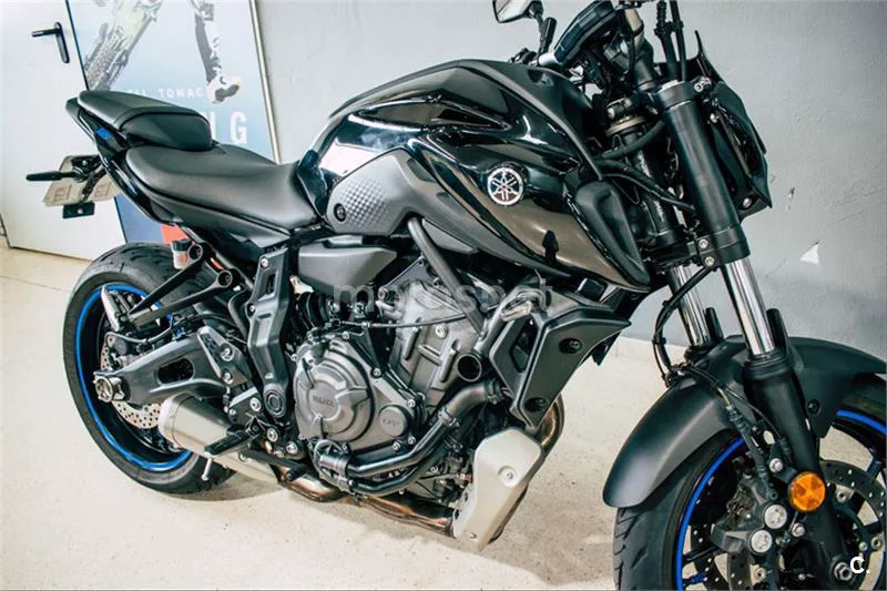 Yamaha MT-07 – Vista 8