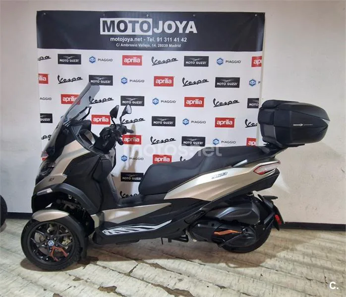 Piaggio MP3 530 Exclusive – Vista 4