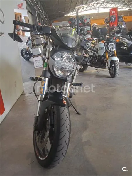 Ducati Monster 696 – Vista 5