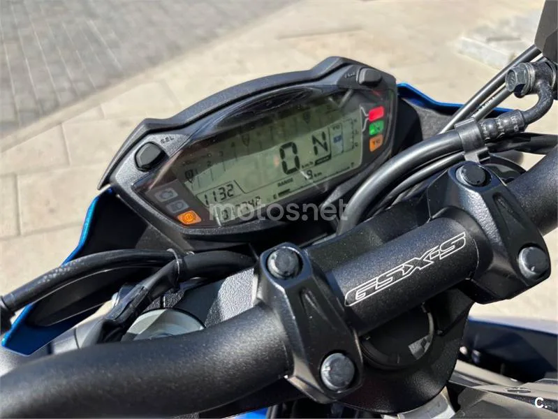 Suzuki GSX-S750 – Vista 19