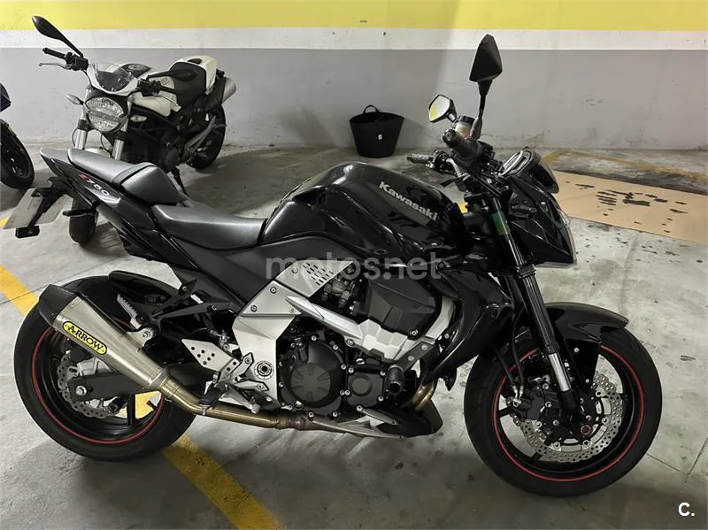 Kawasaki Z 750 – Vista 3