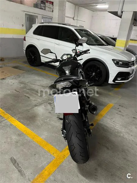 Kawasaki Z 750 – Vista 4