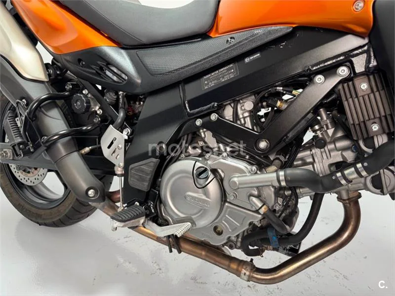 Suzuki V-Strom 650 – Vista 16