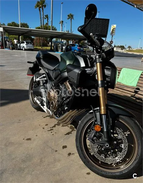 Honda CB 650 R – Vista 2