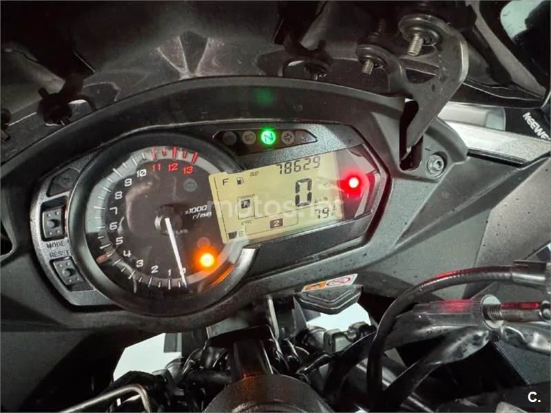 Kawasaki Z1000 SX – Vista 13