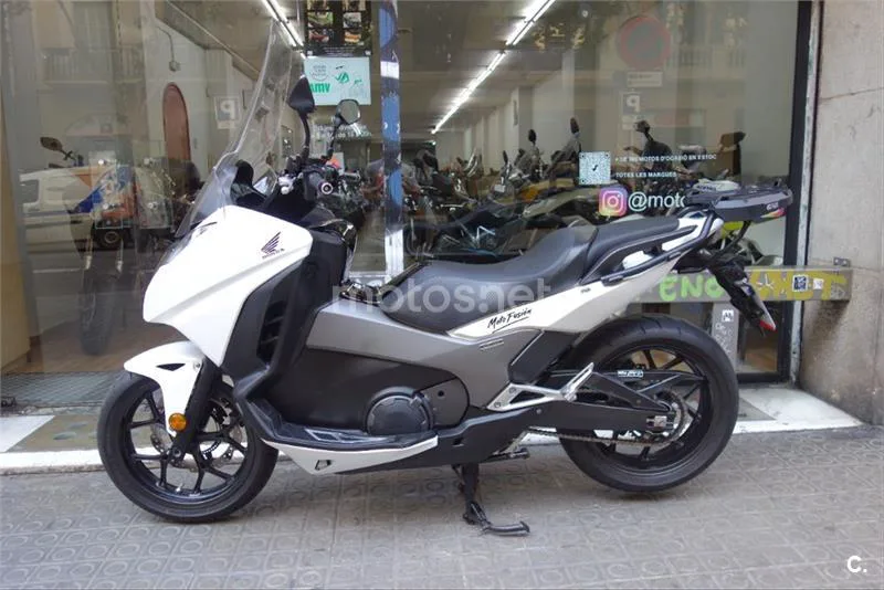Honda Integra – Vista 13