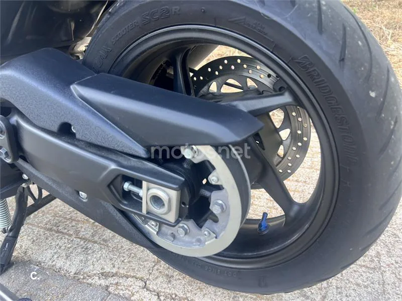 Yamaha TMAX 530 – Vista 6