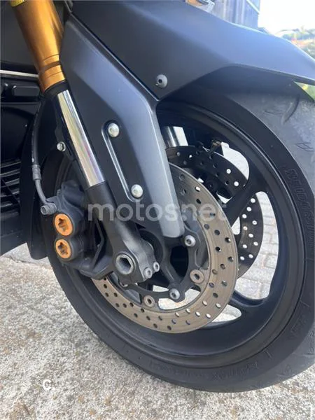 Yamaha TMAX 530 – Vista 8