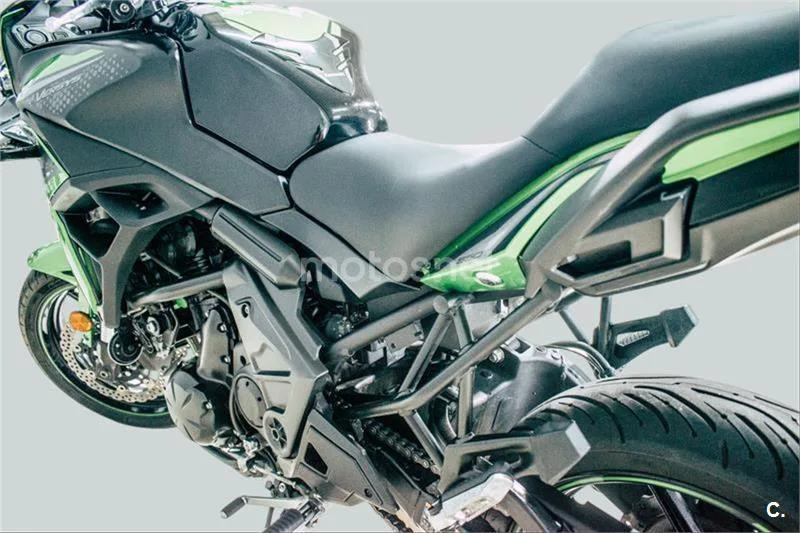 Kawasaki Versys – Vista 5