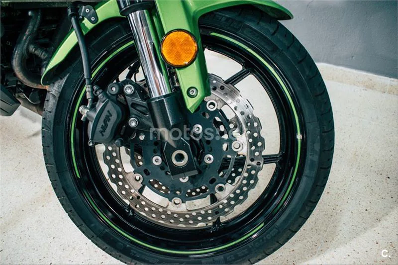 Kawasaki Versys – Vista 9