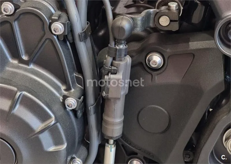 Yamaha MT-09 – Vista 8