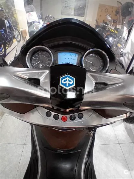 Piaggio X10 350 – Vista 5
