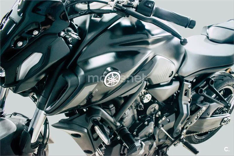 Yamaha MT-07 – Vista 5