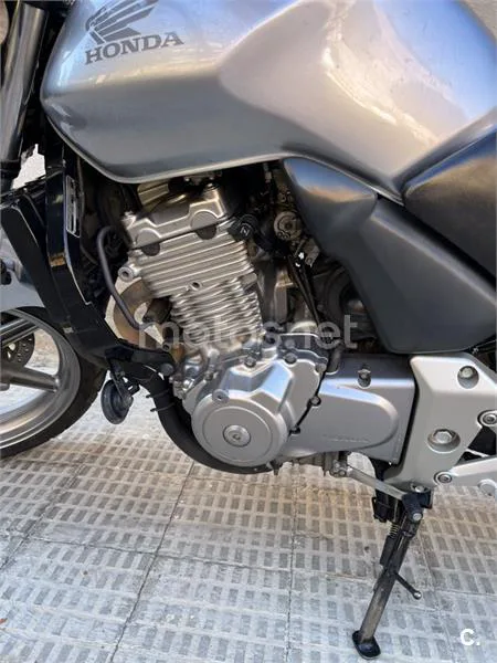 Honda CBF 500 – Vista 7