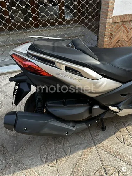 Yamaha XMAX 400 – Vista 16