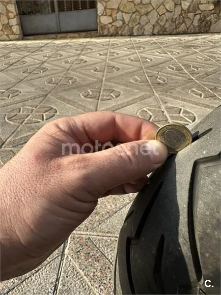 Yamaha XMAX 400 – Vista 20