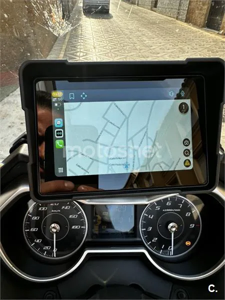 Yamaha XMAX 400 – Vista 27