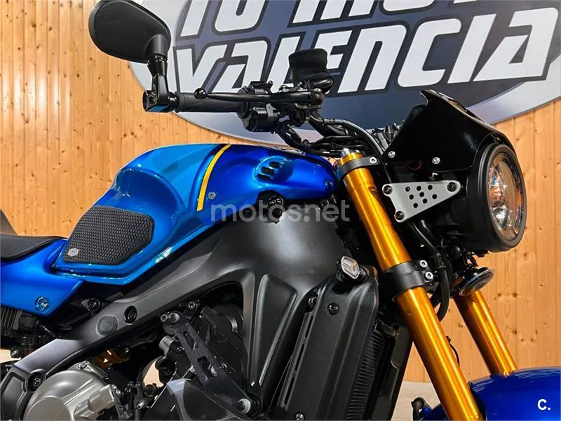 Yamaha XSR 900 – Vista 13