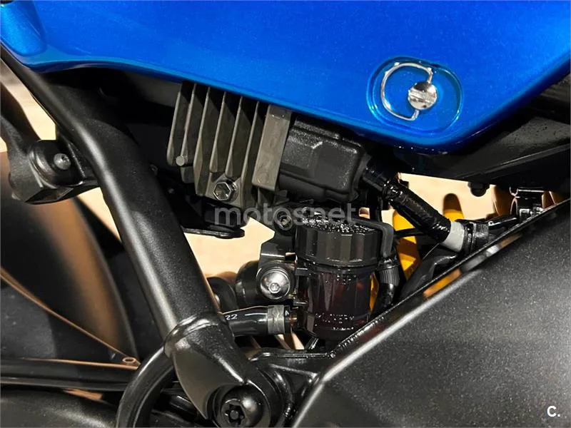 Yamaha XSR 900 – Vista 18