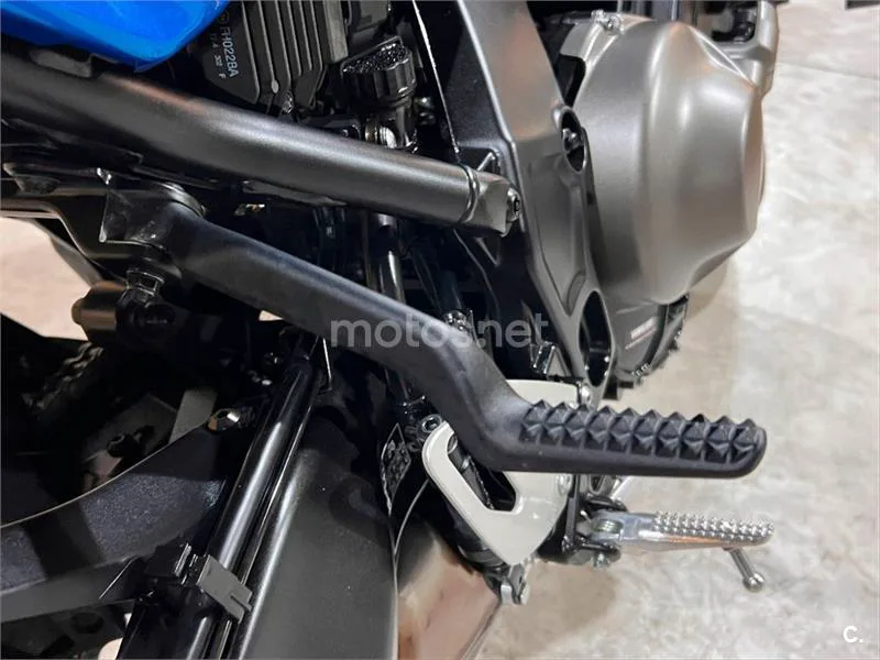 Yamaha XSR 900 – Vista 24