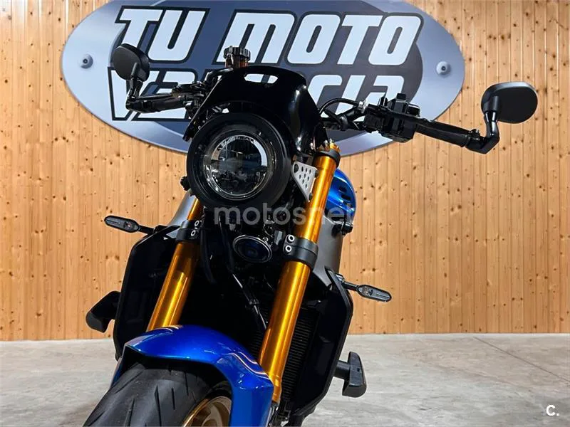 Yamaha XSR 900 – Vista 37